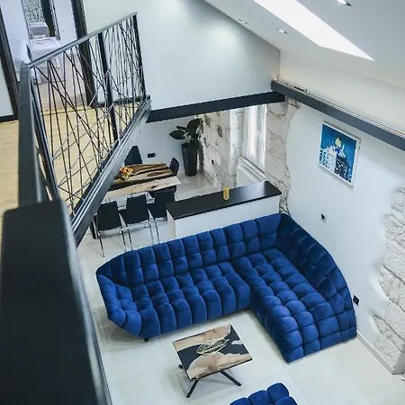 Luxury David With A Private Boat, Heated Pool, Jacuzzi And Sauna Nerezisca