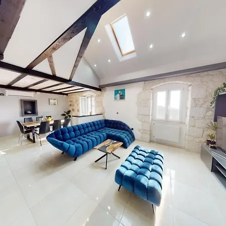 Villa Luxury David With A Private Boat, Heated Pool, Jacuzzi And Sauna Nerezisca