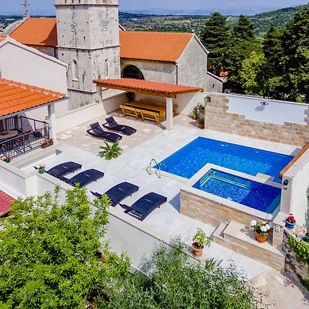 Villa Luxury David With A Private Boat, Heated Pool, Jacuzzi And Sauna *