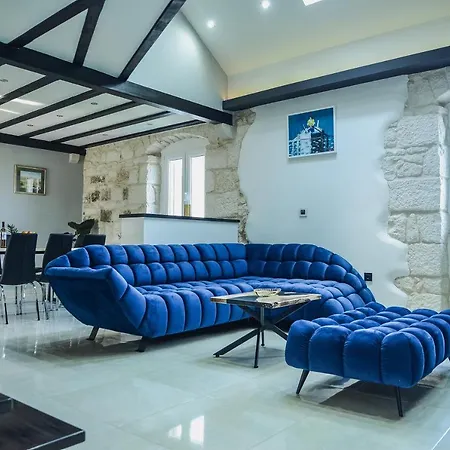 Luxury David With A Private Boat, Heated Pool, Jacuzzi And Sauna Villa *