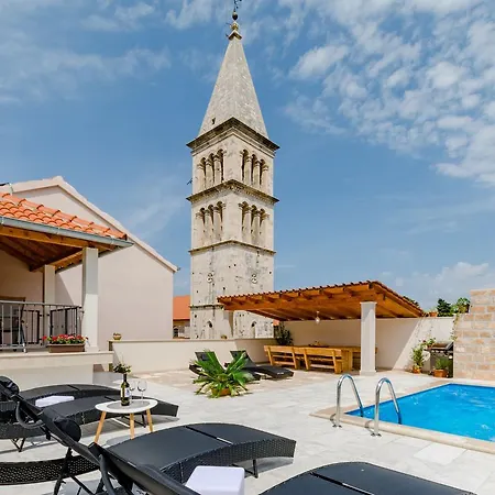 Luxury David With A Private Boat, Heated Pool, Jacuzzi And Sauna 빌라 Nerezisca